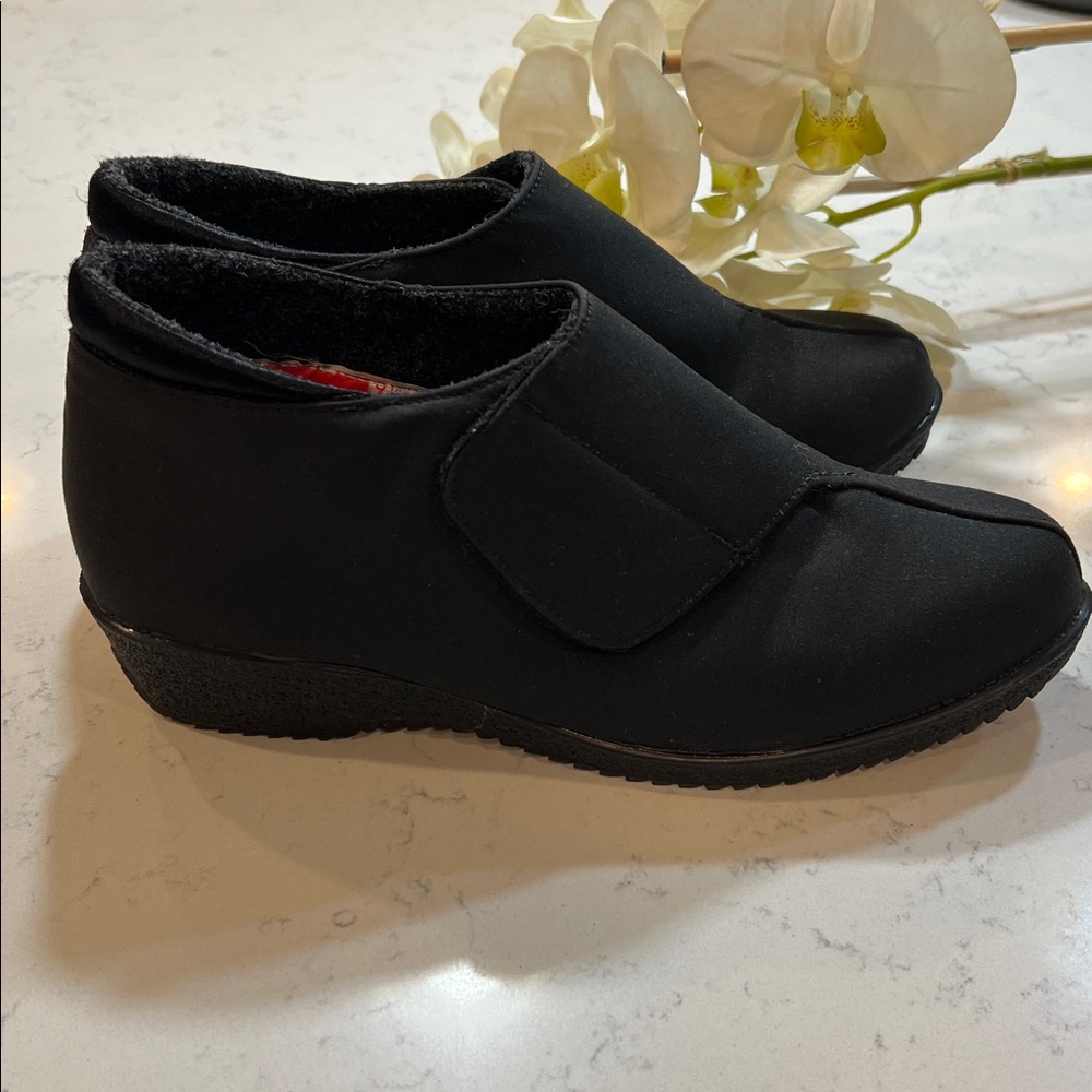 Winter Boots Toe Warmers Boots Women’s Slip On Made in Canada Sz 9 - Picture 7 of 15
